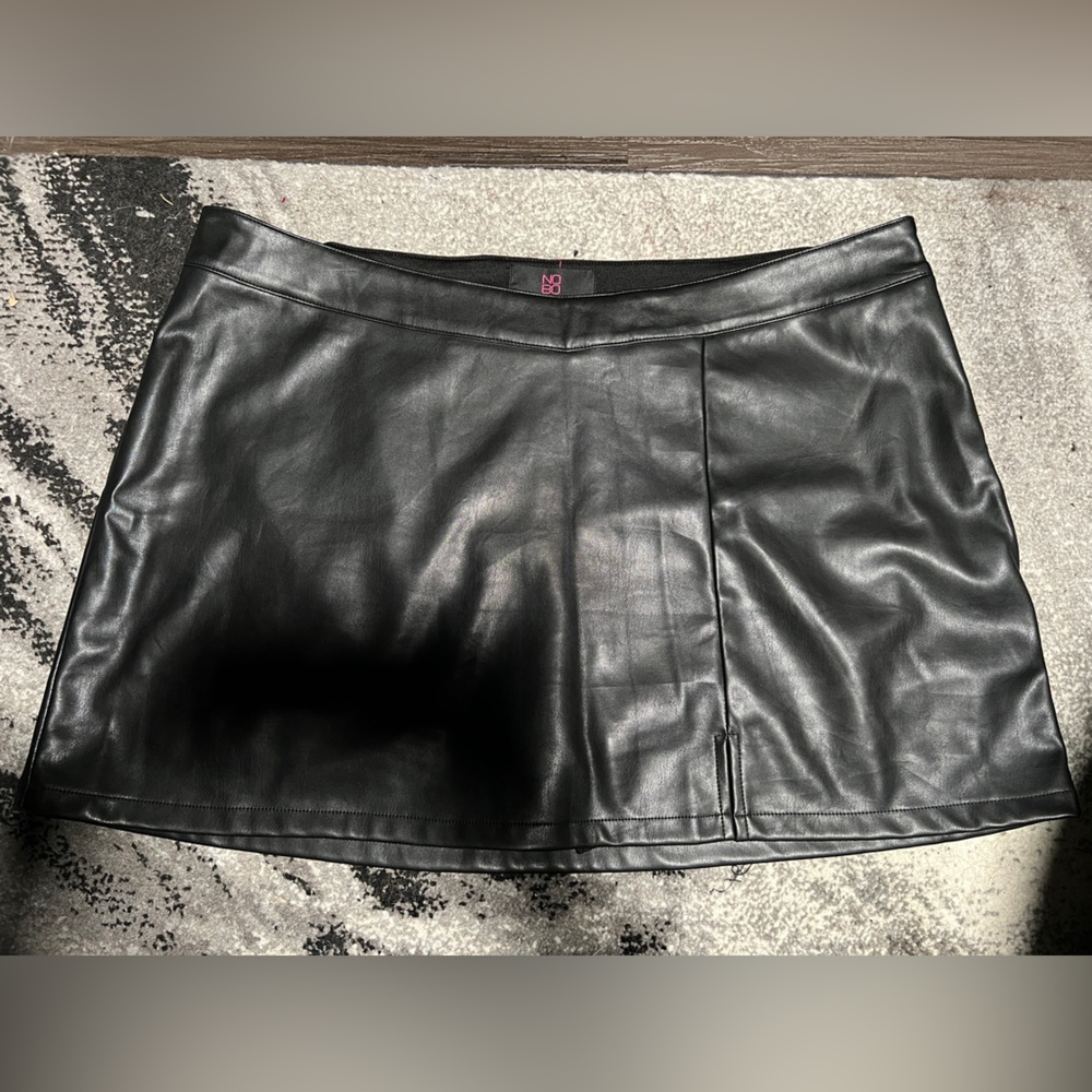 Black faux Leather Mini Skort